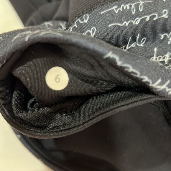 Lululemon wunder under black leggings with script waistband size 6 - Picture 10 of 10